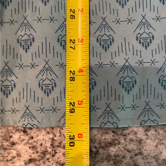 Mountains & Isles | Large | Moisture Wicking | Casual Button Down - Picture 9 of 15